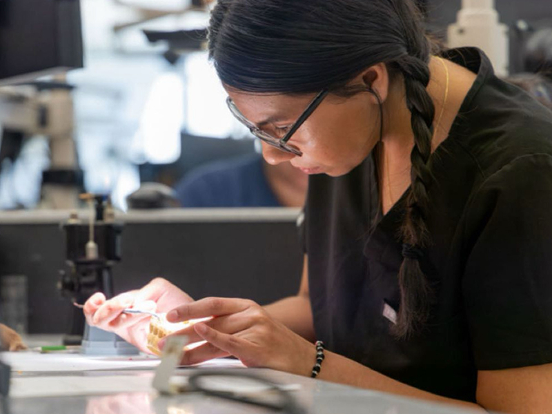 Andrea Garcia makes dental mold
