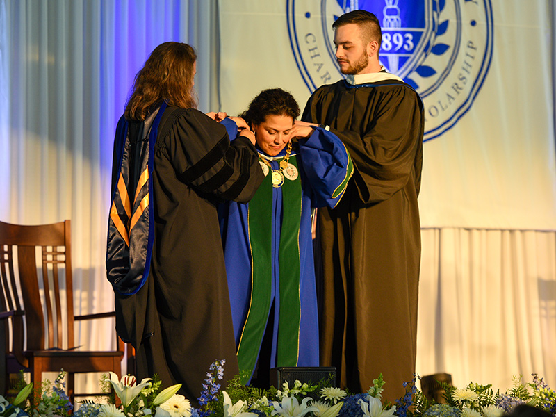 Dr. Susana Rivera-Mills receives presidential chain